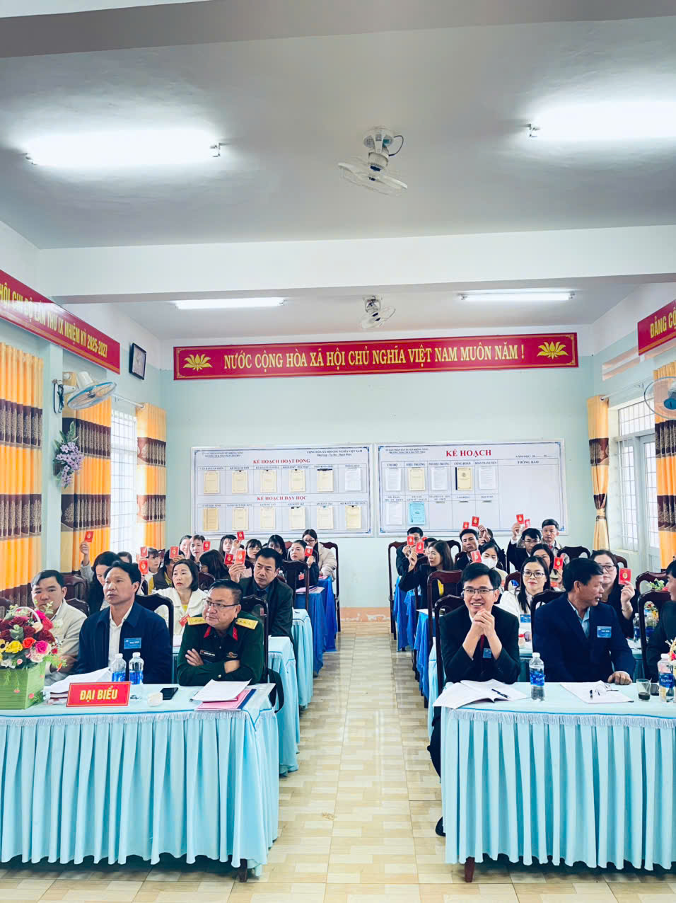 Đại hội điểm chi bộ Trường TH và THCS Nguyễn Trãi thành công tốt đẹp